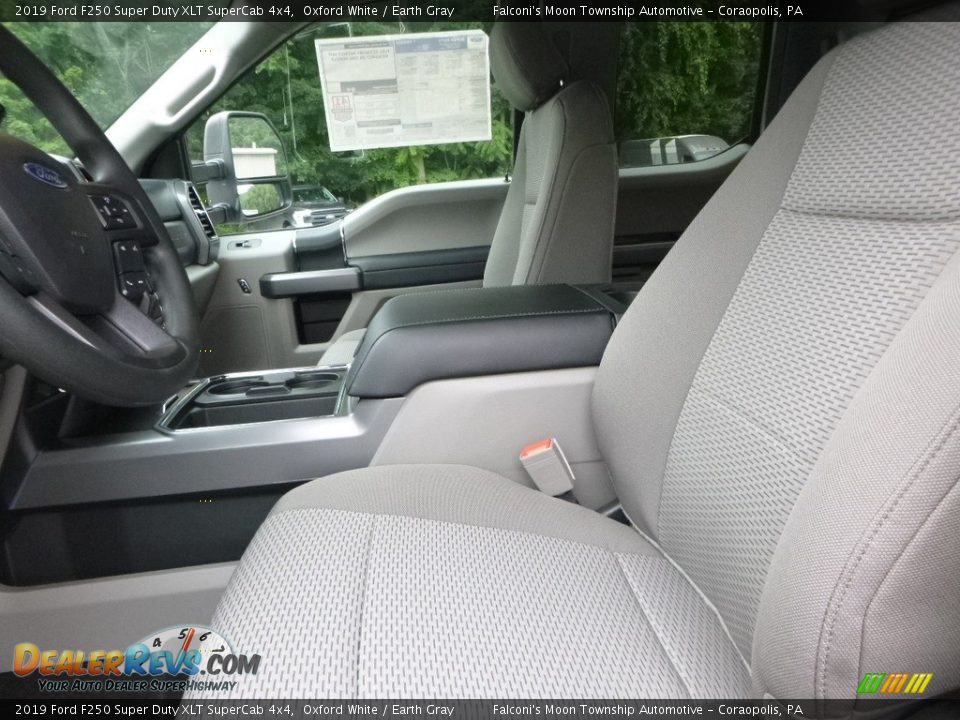 Earth Gray Interior - 2019 Ford F250 Super Duty XLT SuperCab 4x4 Photo #9