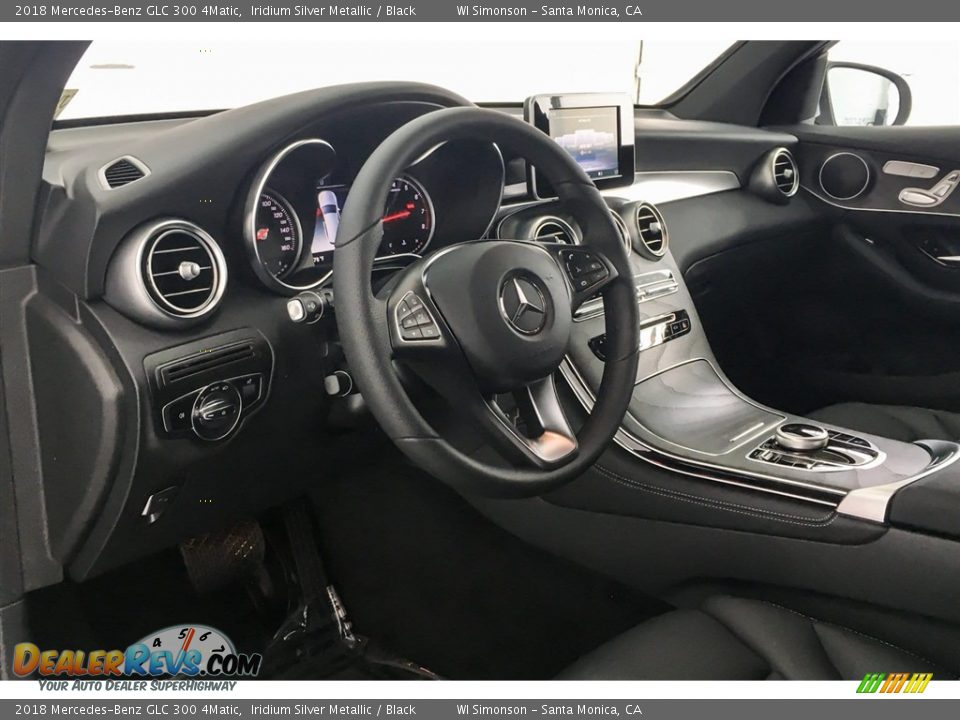 Dashboard of 2018 Mercedes-Benz GLC 300 4Matic Photo #5