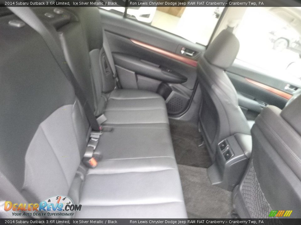2014 Subaru Outback 3.6R Limited Ice Silver Metallic / Black Photo #10