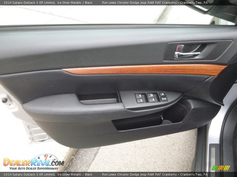 2014 Subaru Outback 3.6R Limited Ice Silver Metallic / Black Photo #13