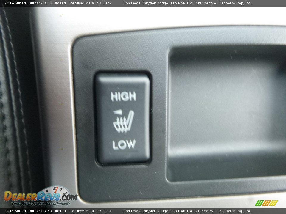 2014 Subaru Outback 3.6R Limited Ice Silver Metallic / Black Photo #17