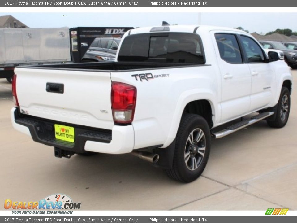 2017 Toyota Tacoma TRD Sport Double Cab Super White / Cement Gray Photo #8