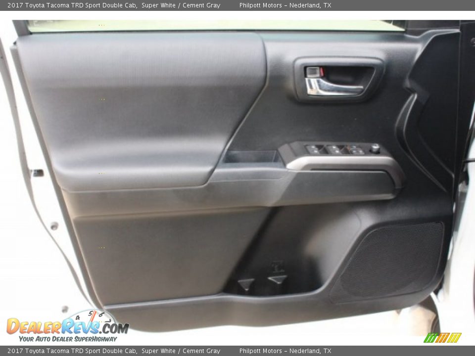 2017 Toyota Tacoma TRD Sport Double Cab Super White / Cement Gray Photo #12