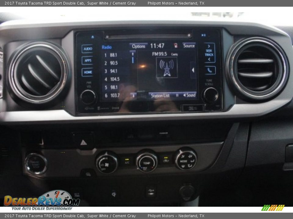 2017 Toyota Tacoma TRD Sport Double Cab Super White / Cement Gray Photo #17
