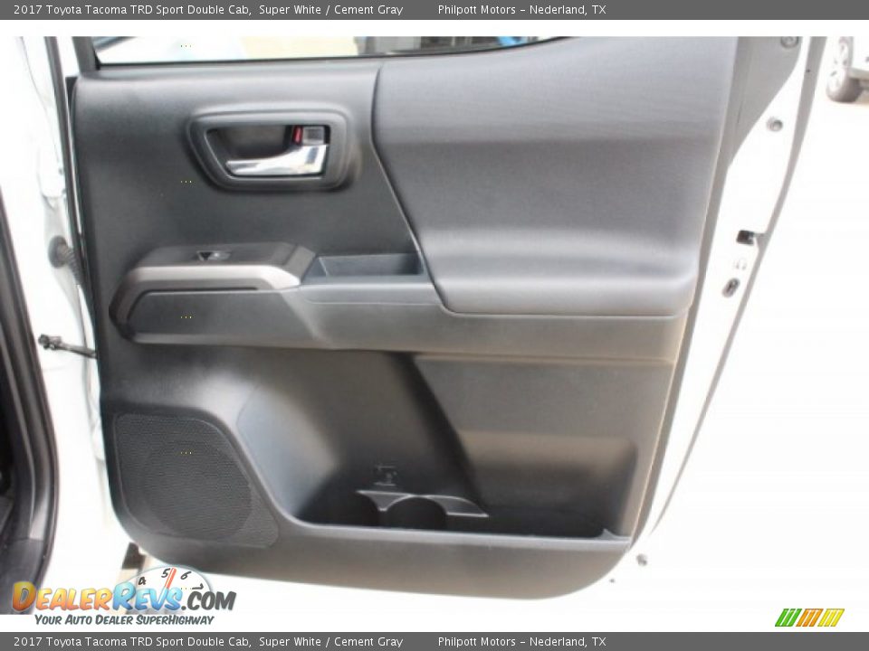 2017 Toyota Tacoma TRD Sport Double Cab Super White / Cement Gray Photo #29