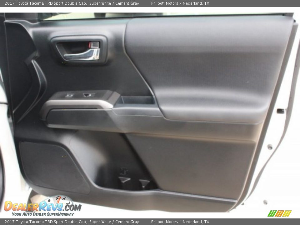 2017 Toyota Tacoma TRD Sport Double Cab Super White / Cement Gray Photo #31