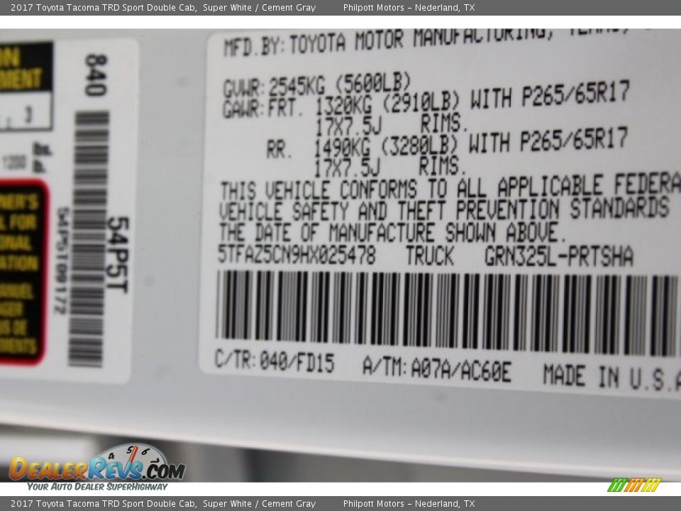 2017 Toyota Tacoma TRD Sport Double Cab Super White / Cement Gray Photo #34