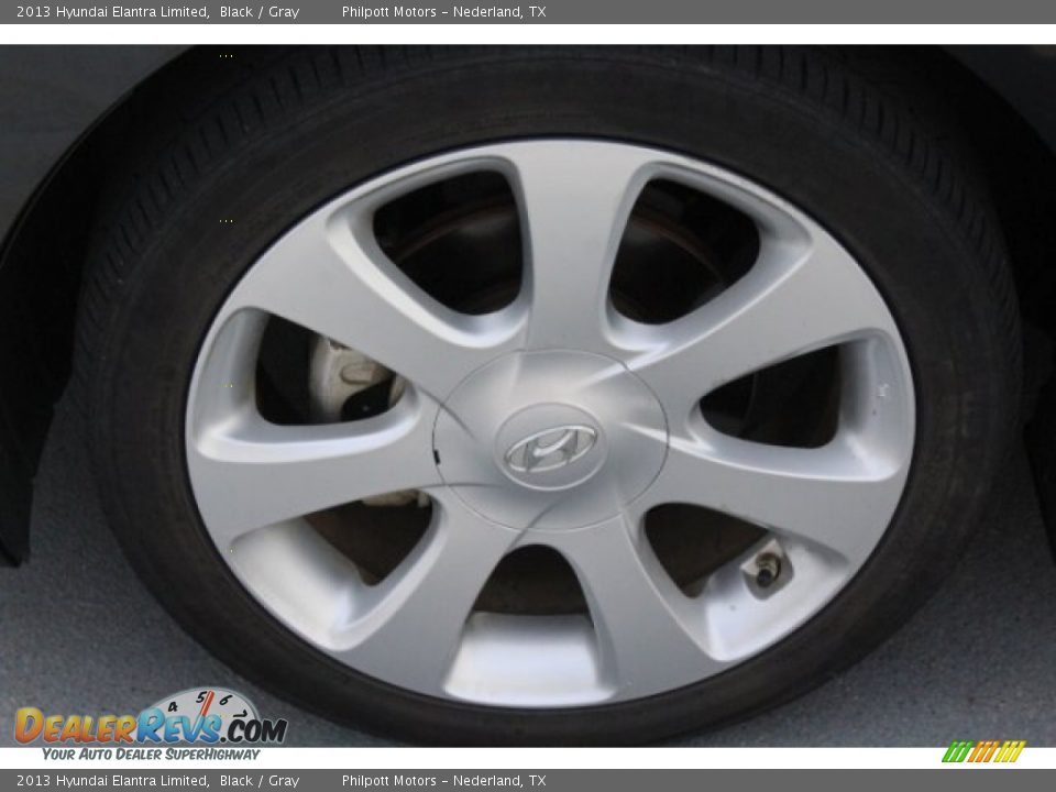 2013 Hyundai Elantra Limited Black / Gray Photo #5