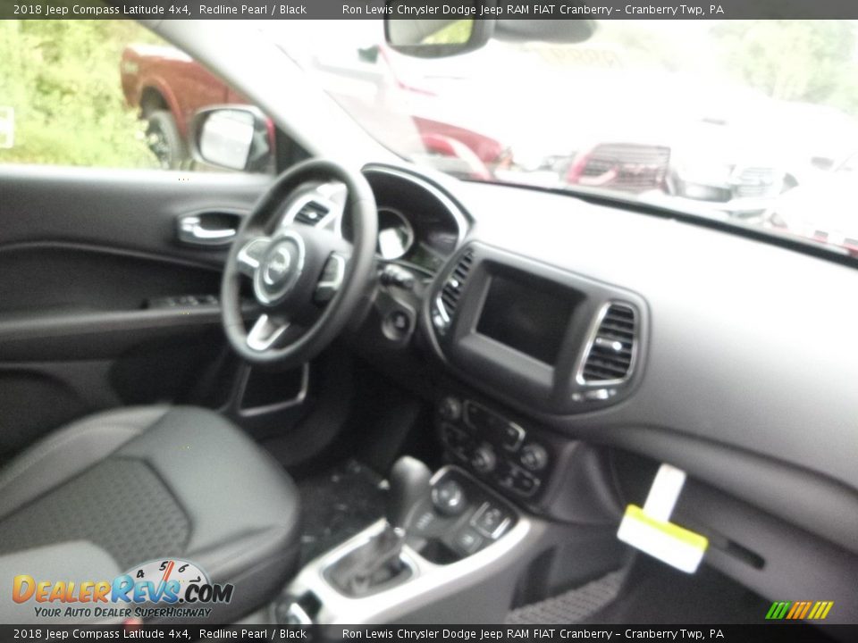 2018 Jeep Compass Latitude 4x4 Redline Pearl / Black Photo #10