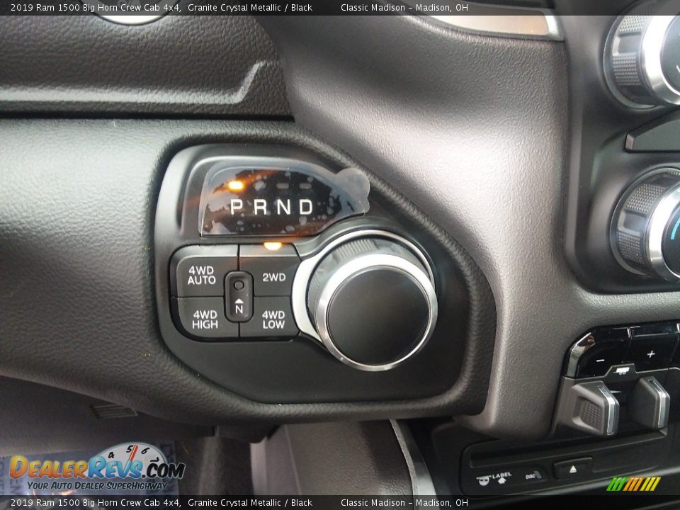 2019 Ram 1500 Big Horn Crew Cab 4x4 Granite Crystal Metallic / Black Photo #10