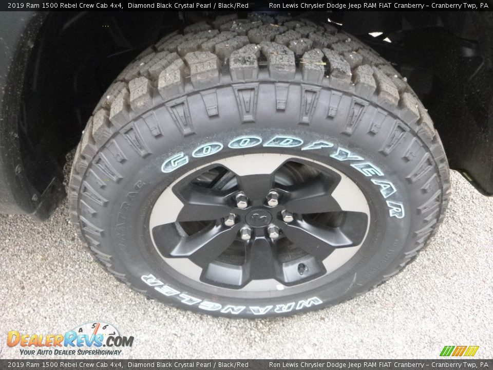 2019 Ram 1500 Rebel Crew Cab 4x4 Diamond Black Crystal Pearl / Black/Red Photo #8