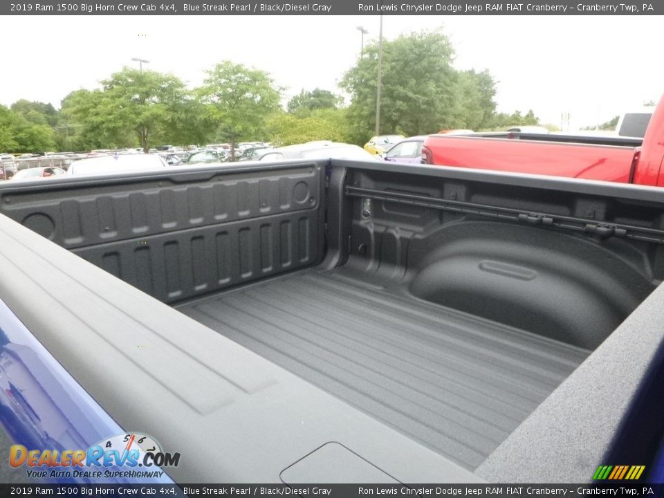 2019 Ram 1500 Big Horn Crew Cab 4x4 Blue Streak Pearl / Black/Diesel Gray Photo #11