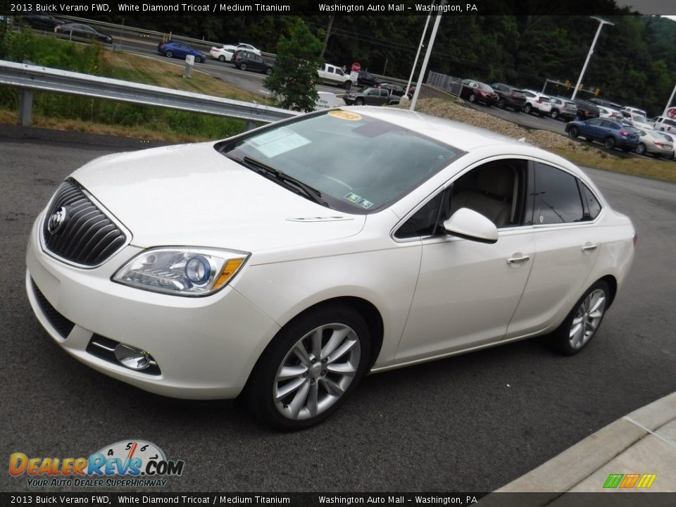 2013 Buick Verano FWD White Diamond Tricoat / Medium Titanium Photo #4