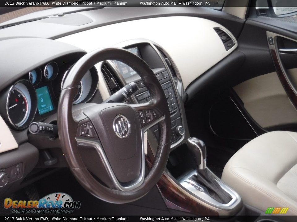 2013 Buick Verano FWD White Diamond Tricoat / Medium Titanium Photo #9