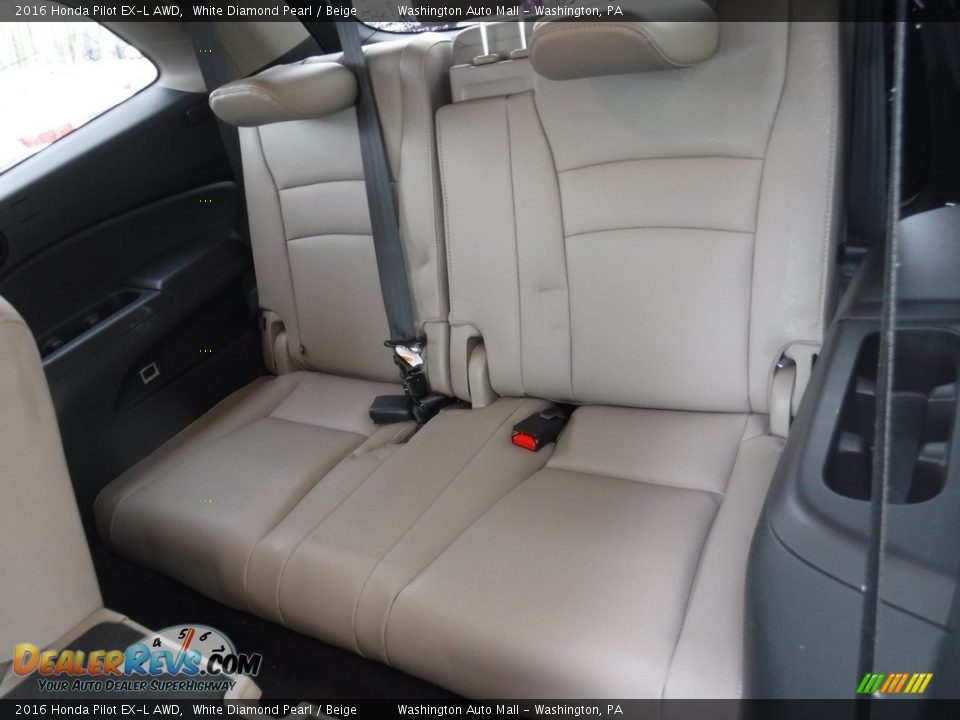 2016 Honda Pilot EX-L AWD White Diamond Pearl / Beige Photo #25