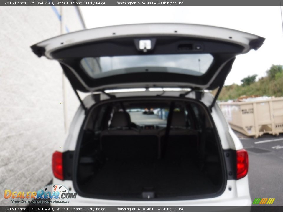 2016 Honda Pilot EX-L AWD White Diamond Pearl / Beige Photo #26