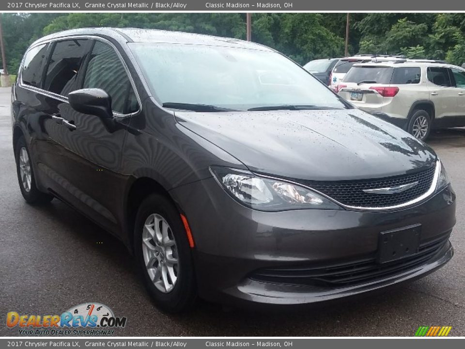 2017 Chrysler Pacifica LX Granite Crystal Metallic / Black/Alloy Photo #2
