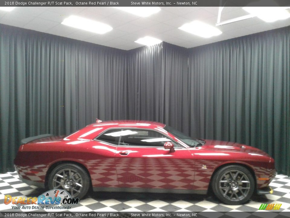 2018 Dodge Challenger R/T Scat Pack Octane Red Pearl / Black Photo #5