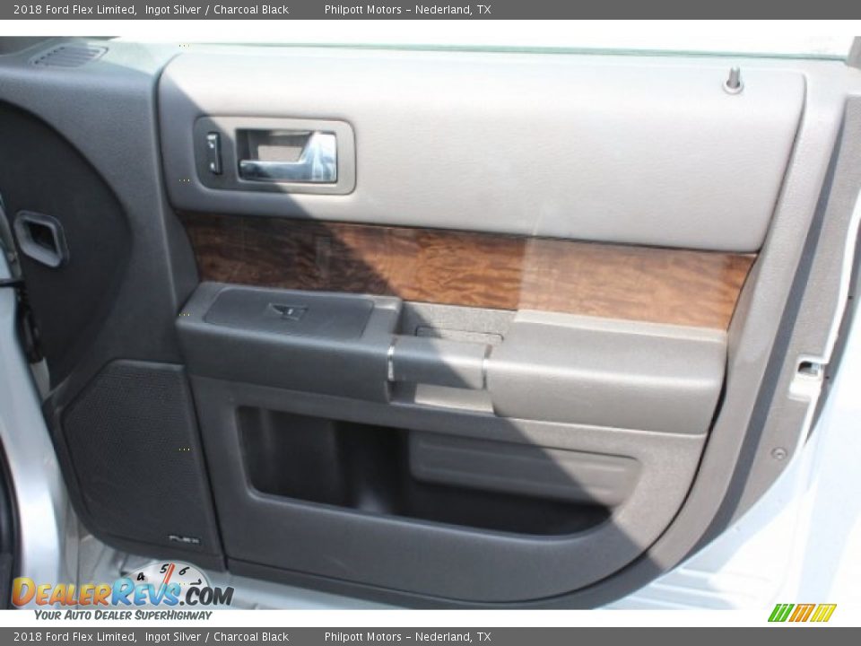 2018 Ford Flex Limited Ingot Silver / Charcoal Black Photo #36
