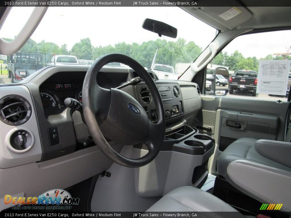 2013 Ford E Series Van E250 Cargo Oxford White / Medium Flint Photo #10