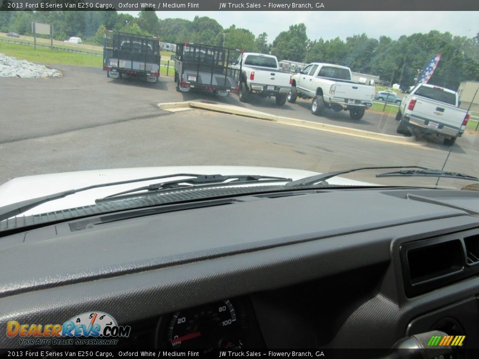 2013 Ford E Series Van E250 Cargo Oxford White / Medium Flint Photo #22