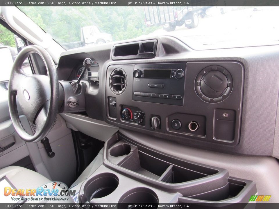 2013 Ford E Series Van E250 Cargo Oxford White / Medium Flint Photo #30