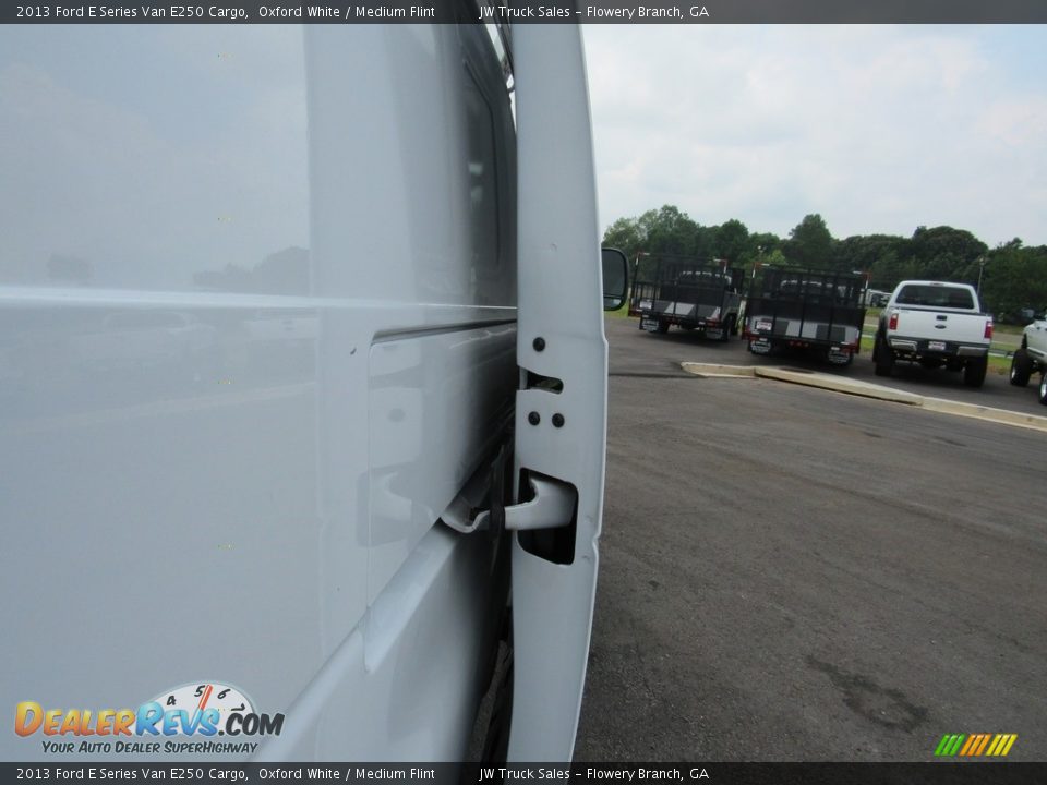 2013 Ford E Series Van E250 Cargo Oxford White / Medium Flint Photo #36