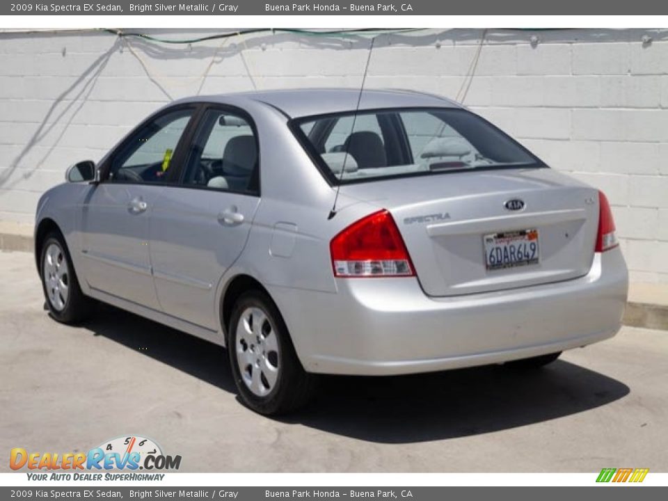 2009 Kia Spectra EX Sedan Bright Silver Metallic / Gray Photo #2