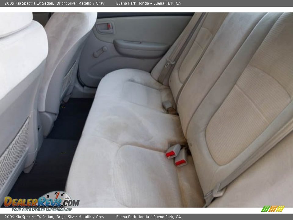 2009 Kia Spectra EX Sedan Bright Silver Metallic / Gray Photo #4