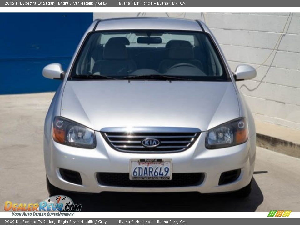 2009 Kia Spectra EX Sedan Bright Silver Metallic / Gray Photo #7