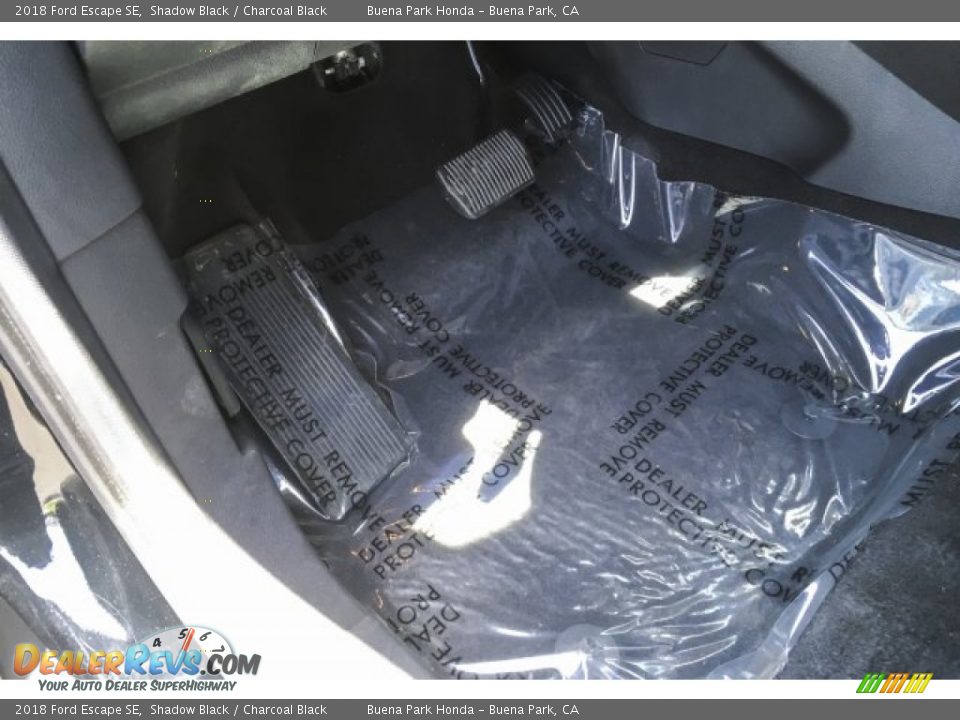 2018 Ford Escape SE Shadow Black / Charcoal Black Photo #22