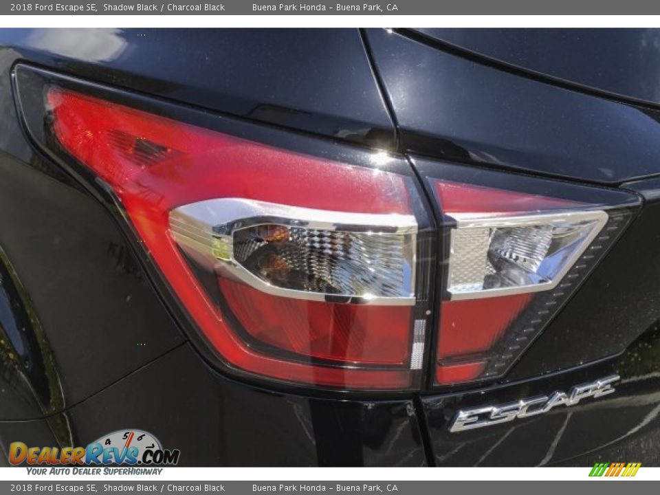 2018 Ford Escape SE Shadow Black / Charcoal Black Photo #25