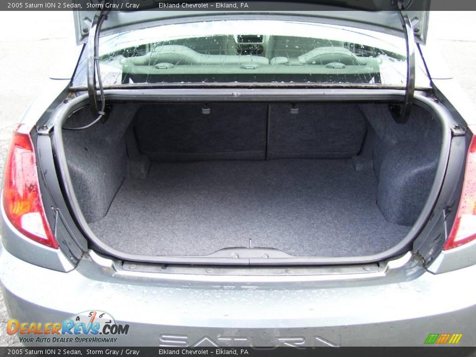 2005 Saturn ION 2 Sedan Storm Gray / Gray Photo #10