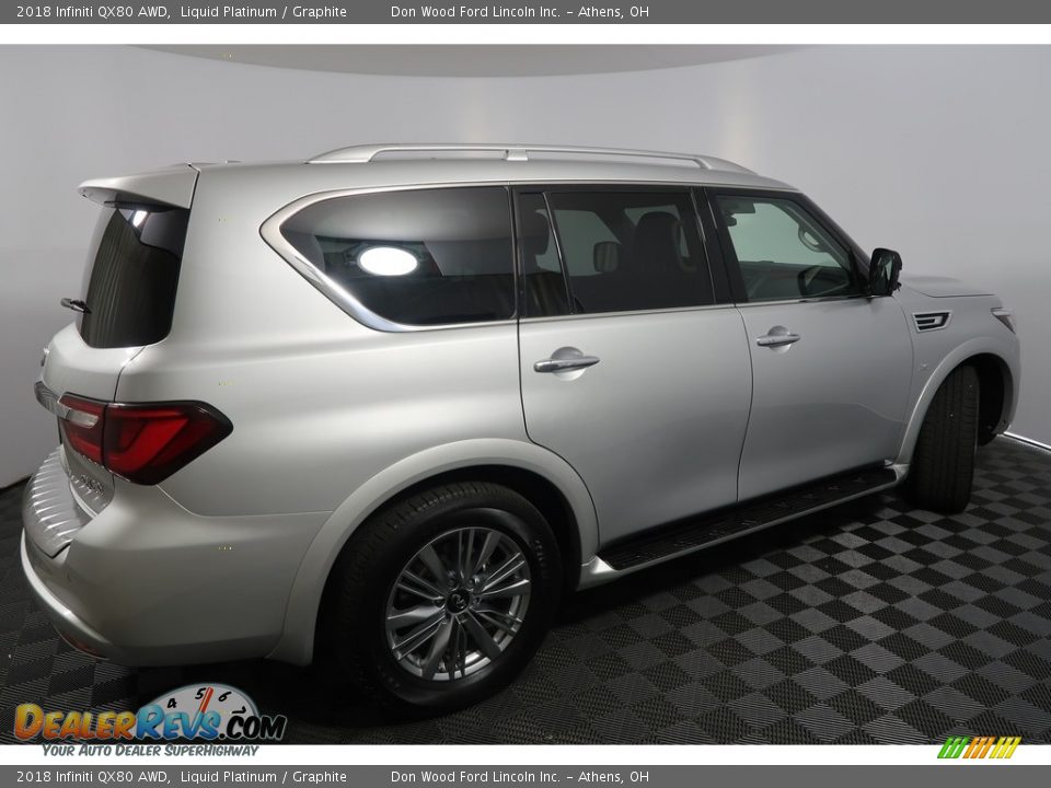 2018 Infiniti QX80 AWD Liquid Platinum / Graphite Photo #15