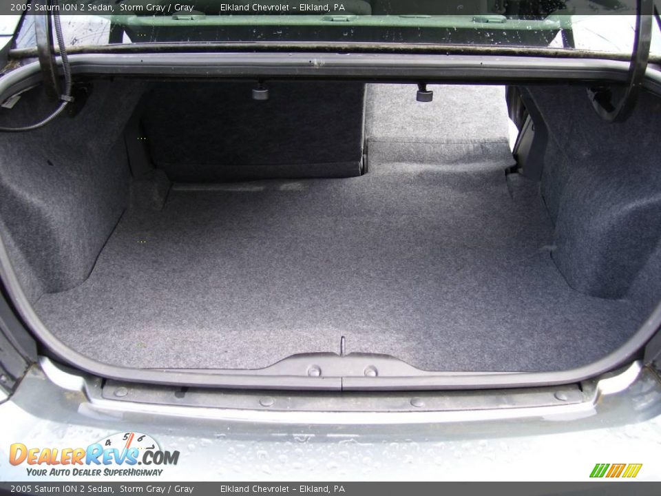 2005 Saturn ION 2 Sedan Storm Gray / Gray Photo #11