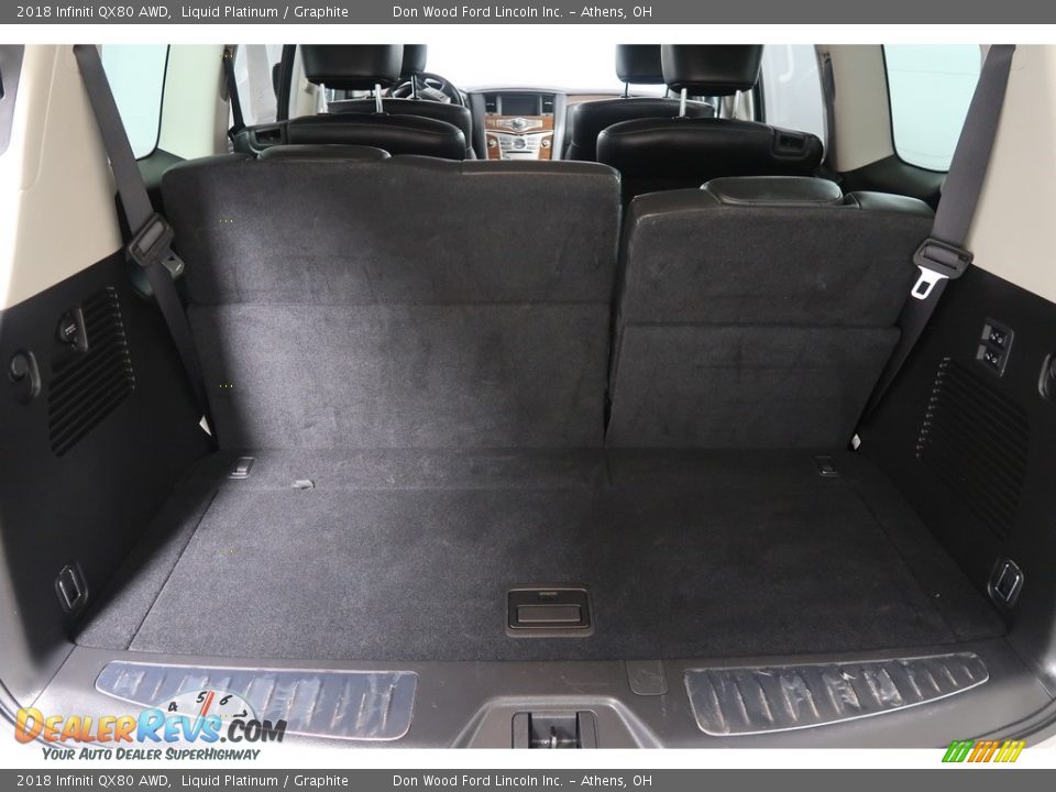 2018 Infiniti QX80 AWD Liquid Platinum / Graphite Photo #35