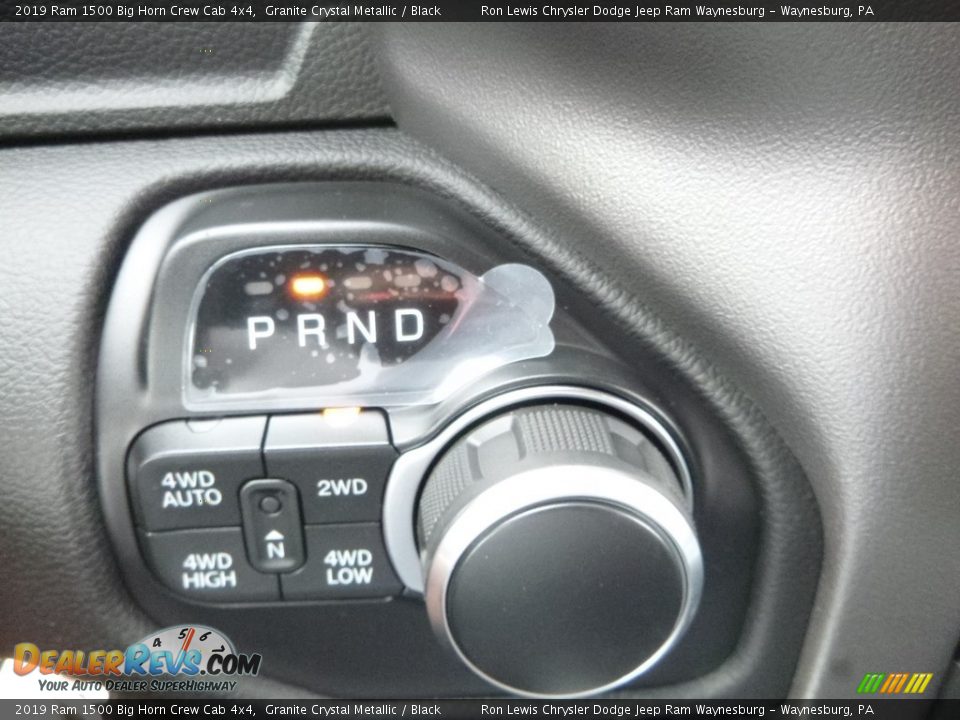 2019 Ram 1500 Big Horn Crew Cab 4x4 Granite Crystal Metallic / Black Photo #18