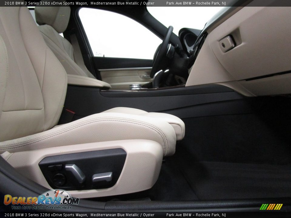 2018 BMW 3 Series 328d xDrive Sports Wagon Mediterranean Blue Metallic / Oyster Photo #17