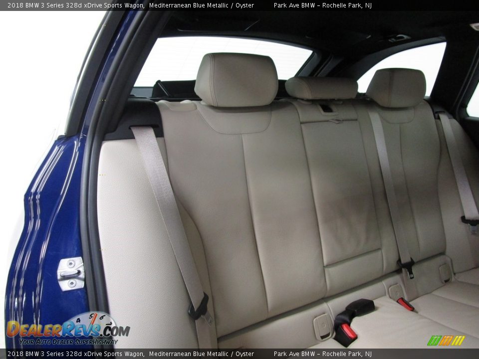 2018 BMW 3 Series 328d xDrive Sports Wagon Mediterranean Blue Metallic / Oyster Photo #19