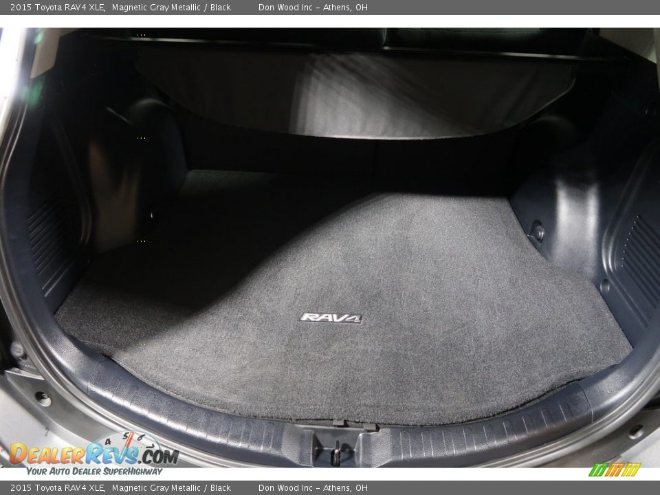 2015 Toyota RAV4 XLE Magnetic Gray Metallic / Black Photo #32