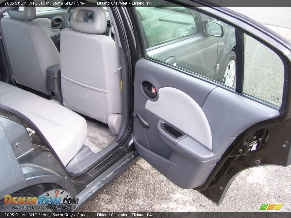 2005 Saturn ION 2 Sedan Storm Gray / Gray Photo #16