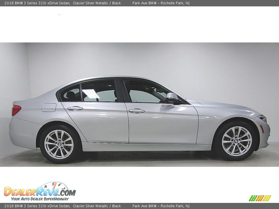 2018 BMW 3 Series 320i xDrive Sedan Glacier Silver Metallic / Black Photo #6