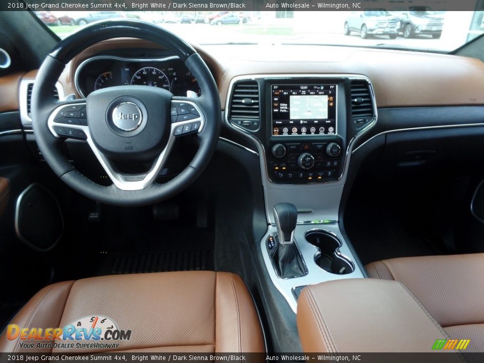 2018 Jeep Grand Cherokee Summit 4x4 Bright White / Dark Sienna Brown/Black Photo #16