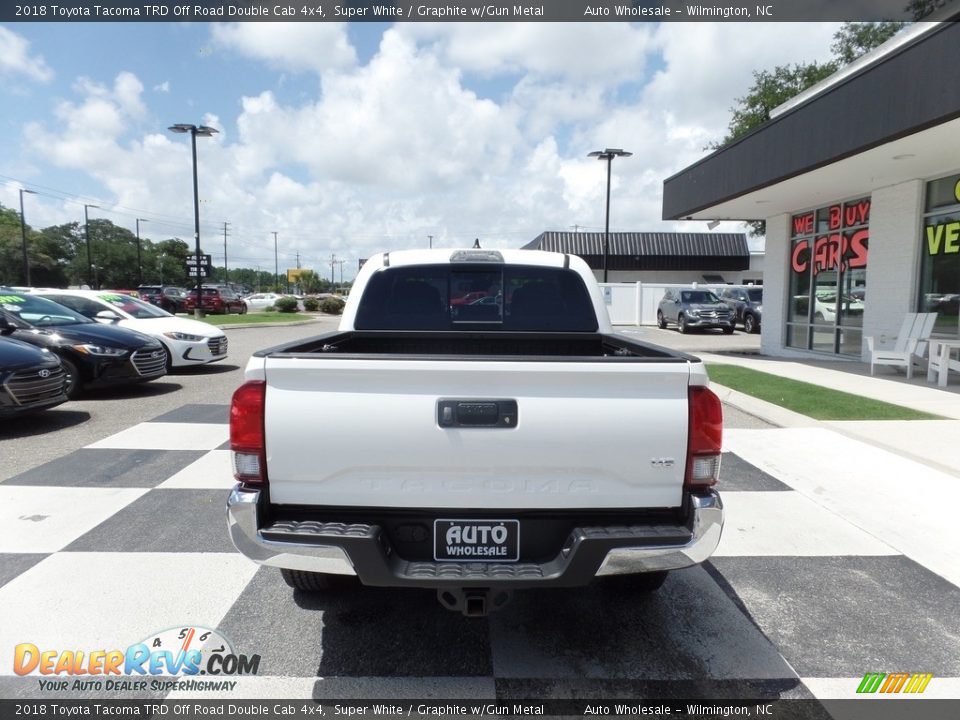 2018 Toyota Tacoma TRD Off Road Double Cab 4x4 Super White / Graphite w/Gun Metal Photo #4