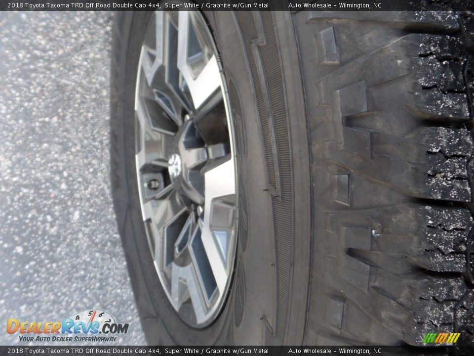 2018 Toyota Tacoma TRD Off Road Double Cab 4x4 Super White / Graphite w/Gun Metal Photo #8