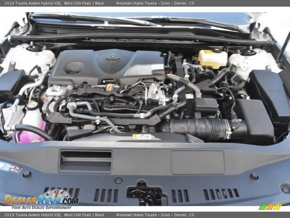 2019 Toyota Avalon Hybrid XSE 2.5 Liter DOHC 16-Valve VVT-i 4 Cylinder Gasoline/Electric Hybrid Engine Photo #32
