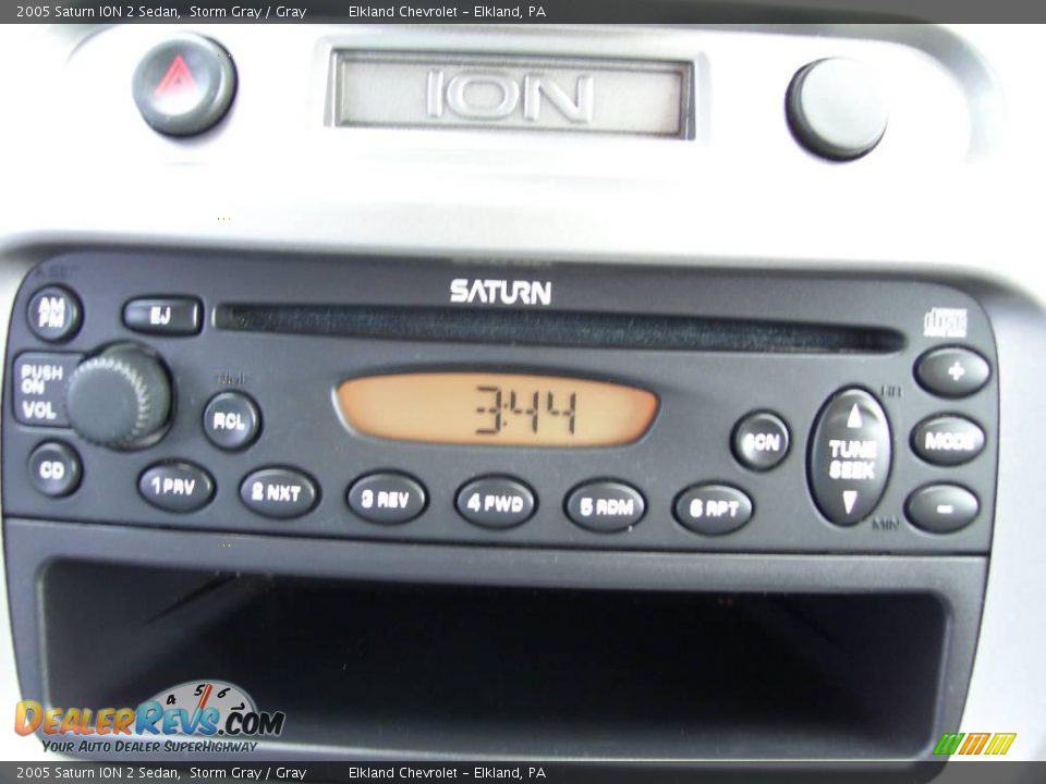 2005 Saturn ION 2 Sedan Storm Gray / Gray Photo #33