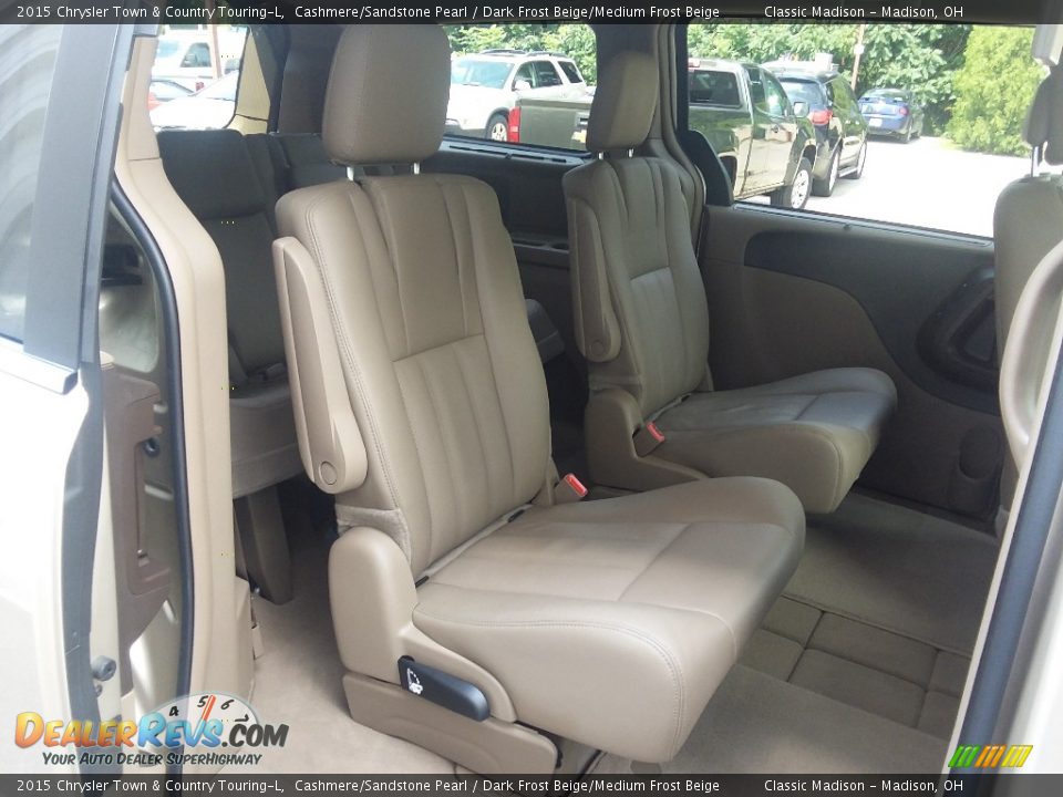 2015 Chrysler Town & Country Touring-L Cashmere/Sandstone Pearl / Dark Frost Beige/Medium Frost Beige Photo #10