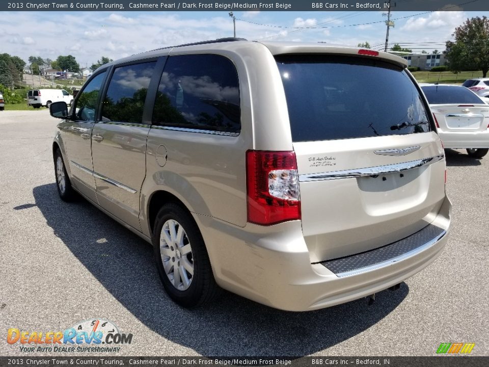 2013 Chrysler Town & Country Touring Cashmere Pearl / Dark Frost Beige/Medium Frost Beige Photo #5