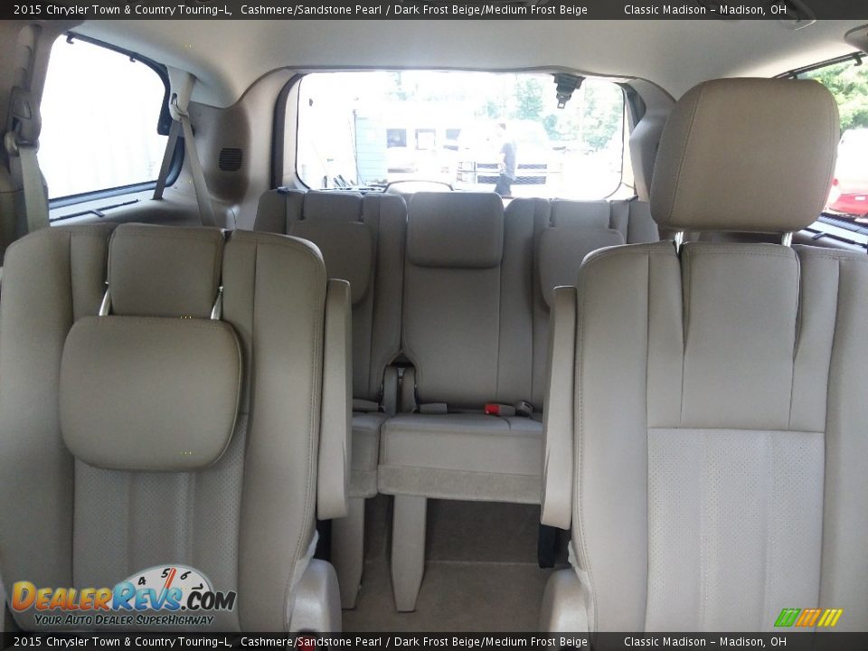 2015 Chrysler Town & Country Touring-L Cashmere/Sandstone Pearl / Dark Frost Beige/Medium Frost Beige Photo #14